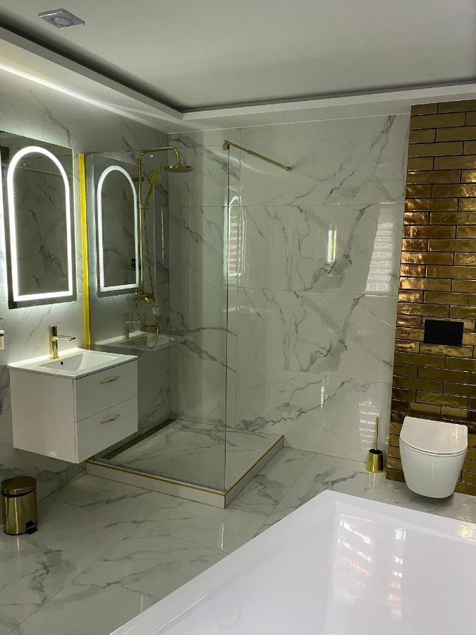 Apartament "Prezydencki" Centrum Z Duza Wanna Dla Dwojga 그니에즈노 외부 사진